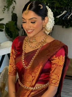 Bridal makeup photo