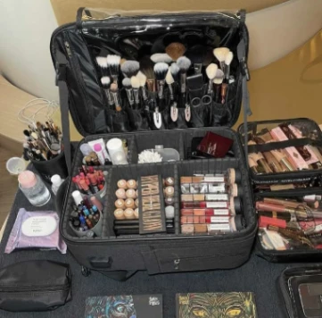 Bridal makeup photo