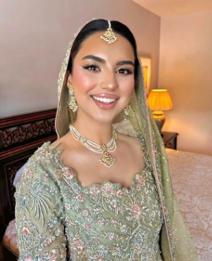 Bridal makeup photo